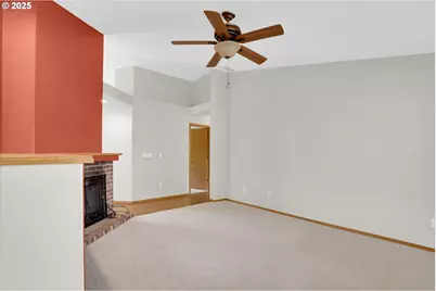 175 NE Chancellor Ct, Hillsboro, OR 97124 - Photo 11