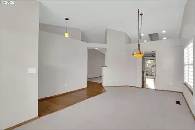 175 NE Chancellor Ct, Hillsboro, OR 97124 - Photo 7