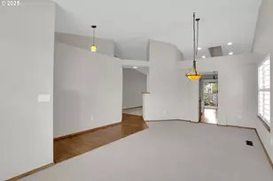 175 NE Chancellor Ct, Hillsboro, OR 97124 - Photo 7