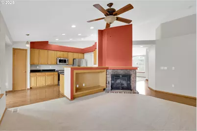 175 NE Chancellor Ct, Hillsboro, OR 97124 - Photo 9