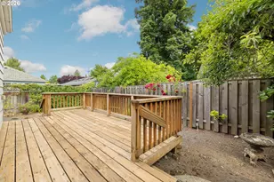 1909 N Bryant St, Portland, OR 97217 - Photo 37