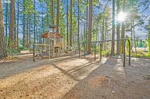 8602 N Dimmick St, Camas, WA 98607 - Photo 27
