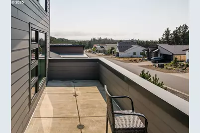 512 Meadows Dr, Manzanita, OR 97130 - Photo 19