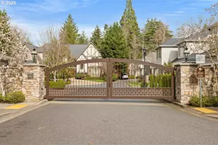 5436 SW Champion Pl, Portland, OR 97225 - Photo 37