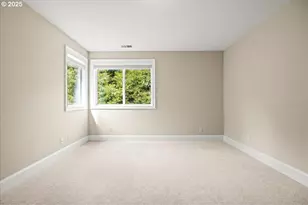 5436 SW Champion Pl, Portland, OR 97225 - Photo 35