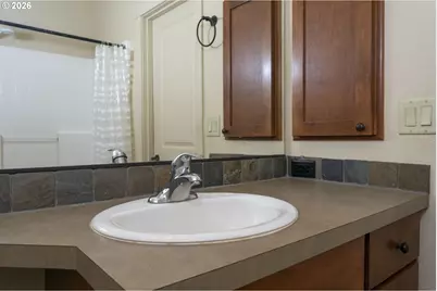 7108 NE 56th St, Vancouver, WA 98661 - Photo 19