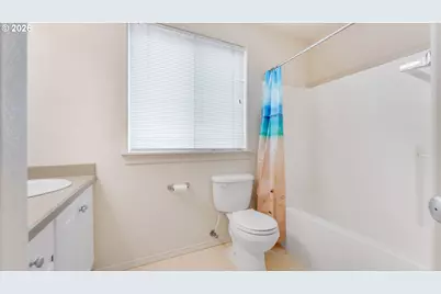 14722 NE Flanders St, Portland, OR 97230 - Photo 21