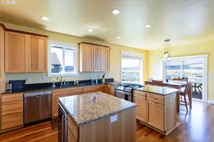 397 Summit Ridge Dr, The Dalles, OR 97058 - Photo 11