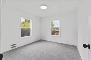 561 W Fourth St, Coquille, OR 97423 - Photo 13