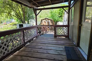 440 Division Ave, Drain, OR 97435 - Photo 5
