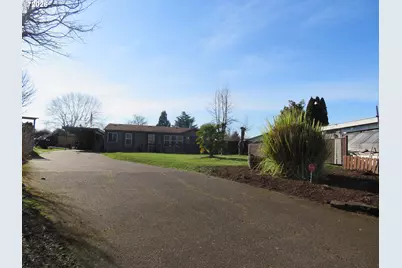 1674 SW Richard Ct, McMinnville, OR 97128 - Photo 1