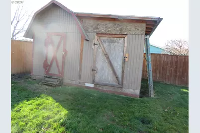 1674 SW Richard Ct, McMinnville, OR 97128 - Photo 19