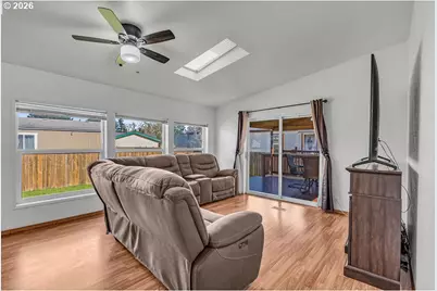 13443 SE Pardee Dr #3, Portland, OR 97236 - Photo 17