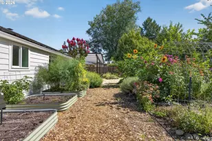 17330 NW Lonerock Ln, Beaverton, OR 97006 - Photo 21