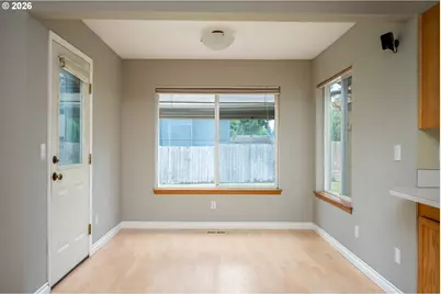 16033 SE Mary Ann Ln, Milwaukie, OR 97267 - Photo 7