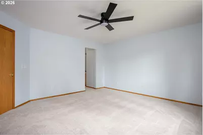 16033 SE Mary Ann Ln, Milwaukie, OR 97267 - Photo 15