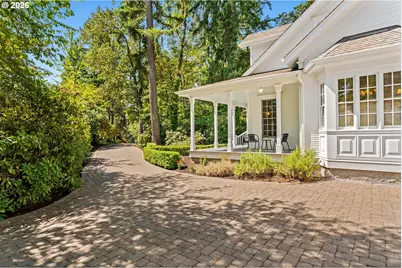 3535 Agate St, Eugene, OR 97405 - Photo 3