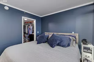 533 NE Holladay St, Portland, OR 97232 - Photo 19