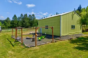 12589 Old Hwy 99, Myrtle Creek, OR 97457 - Photo 13