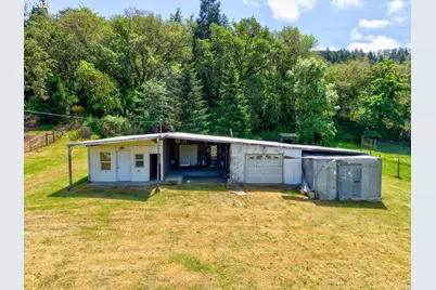 12589 Old Highway 99, Myrtle Creek, OR 97457 - Photo 17