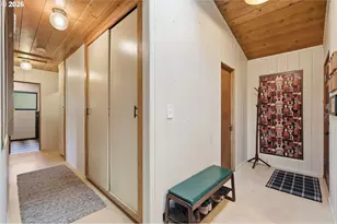 3835 Blanton Rd, Eugene, OR 97405 - Photo 11