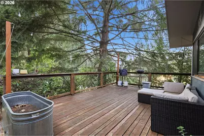 3835 Blanton Rd, Eugene, OR 97405 - Photo 9