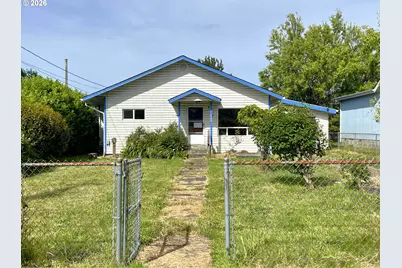 135 S 11th St, Lakeside, OR 97449 - Photo 3
