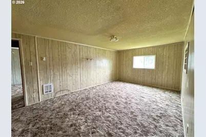 135 S 11th St, Lakeside, OR 97449 - Photo 15
