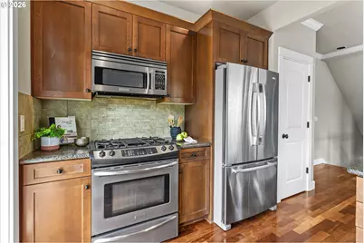 7503 SW Capitol Hwy, Portland, OR 97219 - Photo 11