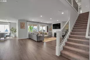 1739 NW Hancock Dr, Camas, WA 98607 - Photo 9