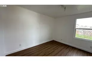 406 Ellsworth St, Fossil, OR 97830 - Photo 5