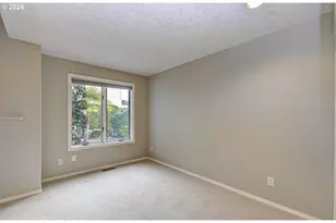 230 N Lotus Isle Dr, Portland, OR 97217 - Photo 35