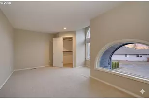 230 N Lotus Isle Dr, Portland, OR 97217 - Photo 17