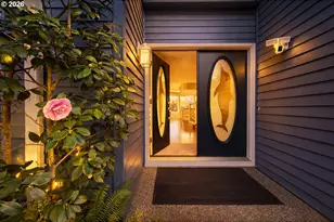 230 N Lotus Isle Dr, Portland, OR 97217 - Photo 7