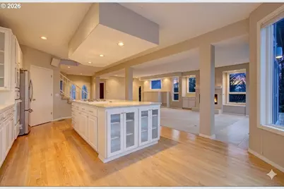 230 N Lotus Isle Dr, Portland, OR 97217 - Photo 11