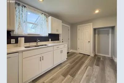 318 Willamette St, Oregon City, OR 97045 - Photo 15