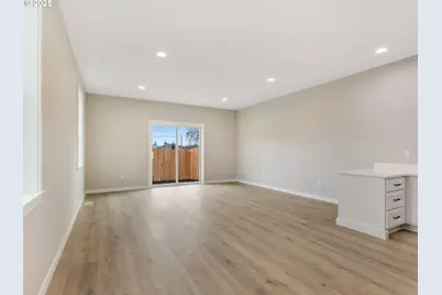 120 SW Alder Ct, Warrenton, OR 97146 - Photo 7