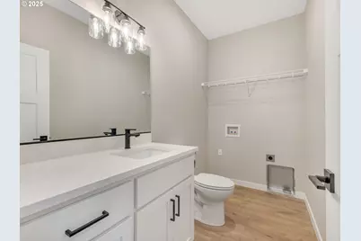 120 SW Alder Ct, Warrenton, OR 97146 - Photo 17