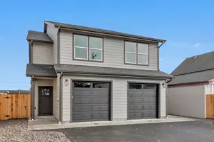 120 SW Alder Ct, Warrenton, OR 97146 - Photo 1