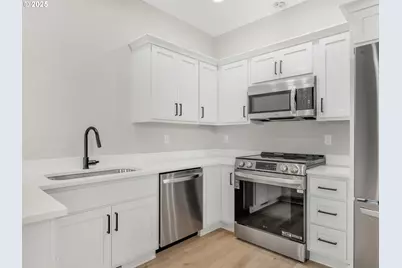 120 SW Alder Ct, Warrenton, OR 97146 - Photo 11