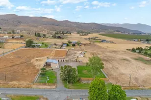1405 17th St, Baker City, OR 97814 - Photo 7