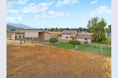1405 17th St, Baker City, OR 97814 - Photo 1