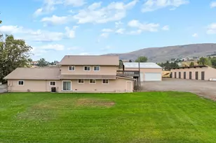 1405 17th St, Baker City, OR 97814 - Photo 5