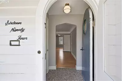 1694 Washington St, Eugene, OR 97401 - Photo 5