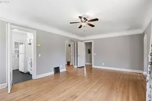1694 Washington St, Eugene, OR 97401 - Photo 9