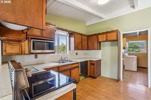 4105 Pleasant Hill Rd, Kelso, WA 98626 - Photo 13