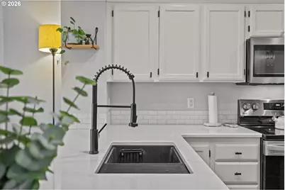 42017 NW Elmhurst Ct, Banks, OR 97106 - Photo 7