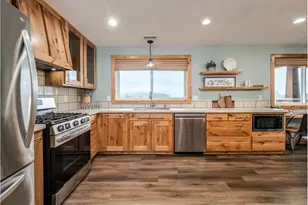36211 SE Wildcat Mountain Dr, Eagle Creek, OR 97022 - Photo 17