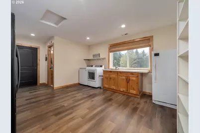36211 SE Wildcat Mountain Dr, Eagle Creek, OR 97022 - Photo 19