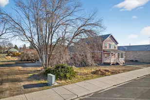 230 E St, North Powder, OR 97867 - Photo 29